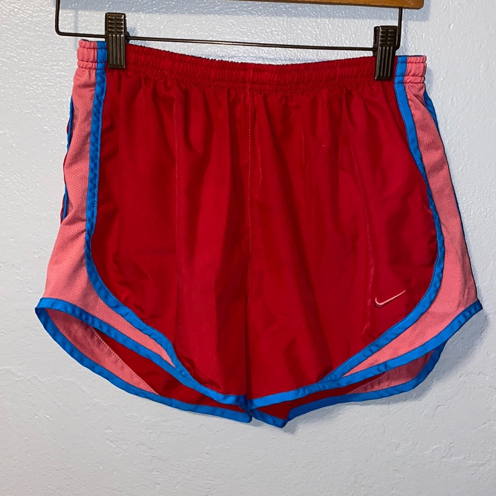 Nike Tempo Shorts Size M